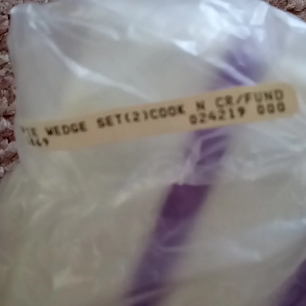 Tupperware wedges - Picture 2 of 3